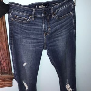 holister dark wash ripped jeans